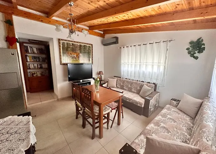 Countryside Kane Apartmán Rodhodháfni